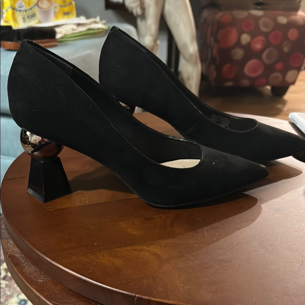 Black Textured High Heels with Sculptural Design